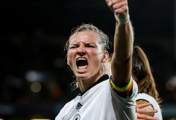 九游体育官网-哈兰德重要时刻表现优异，德国队带队取胜！的简单介绍-九游体育官网